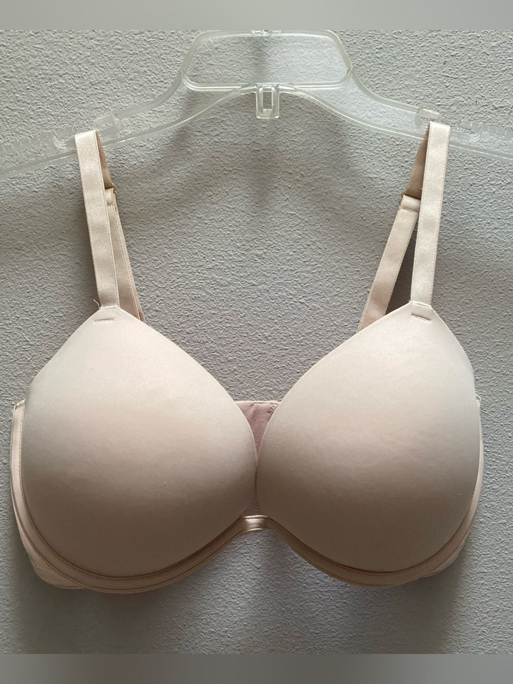 Victorias Secret Pink Super Push Up Bra 34DD Underwire Nude Wear Everywhere